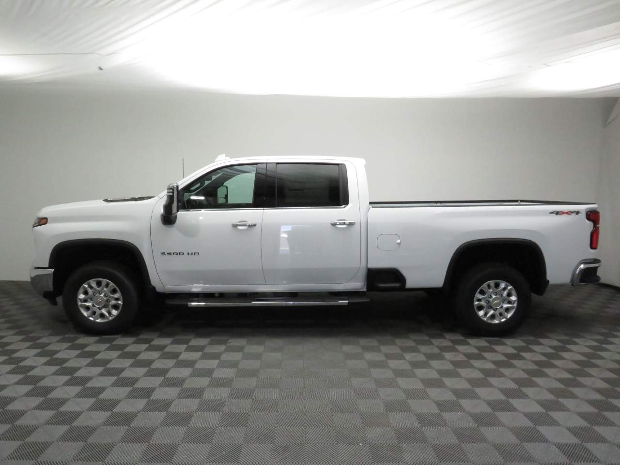 2025 Chevrolet Silverado 3500HD LTZ 4WD