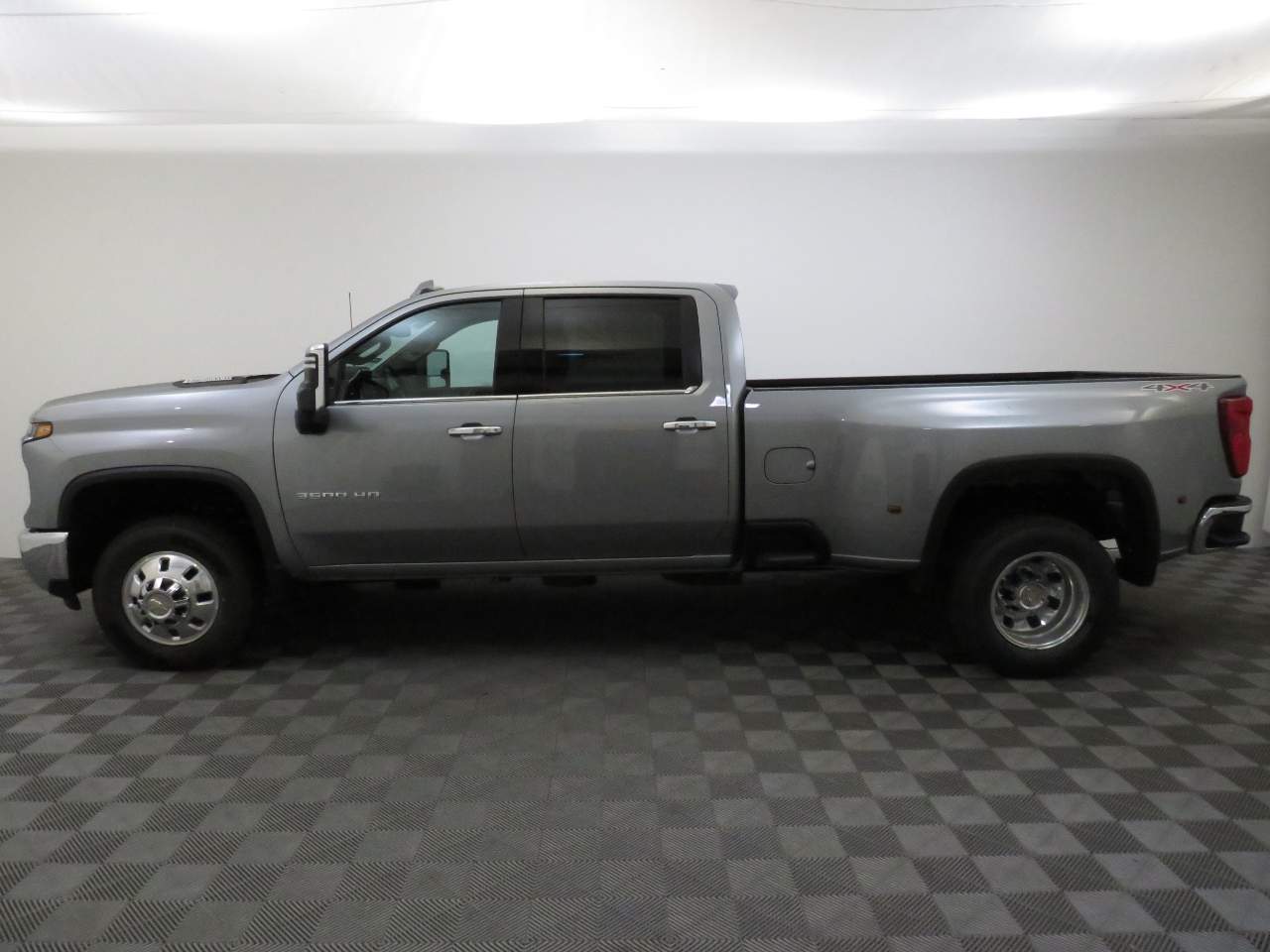 2025 Chevrolet Silverado 3500HD LTZ 4WD