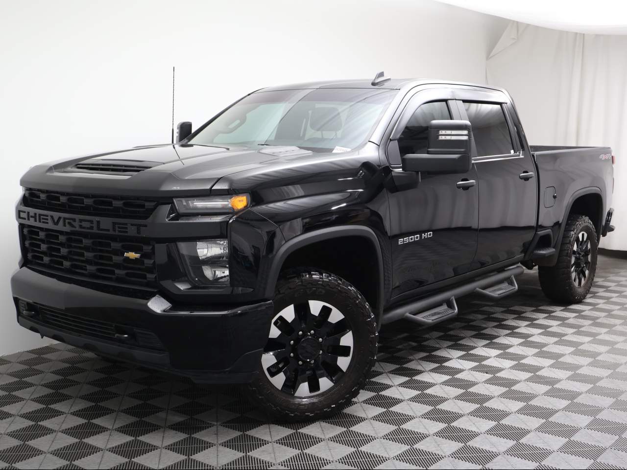 2020 Chevrolet Silverado 2500HD Custom Crew Cab