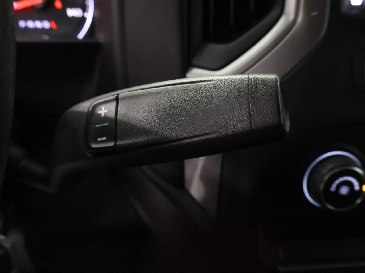 2020 Chevrolet Silverado 2500HD Custom Crew Cab