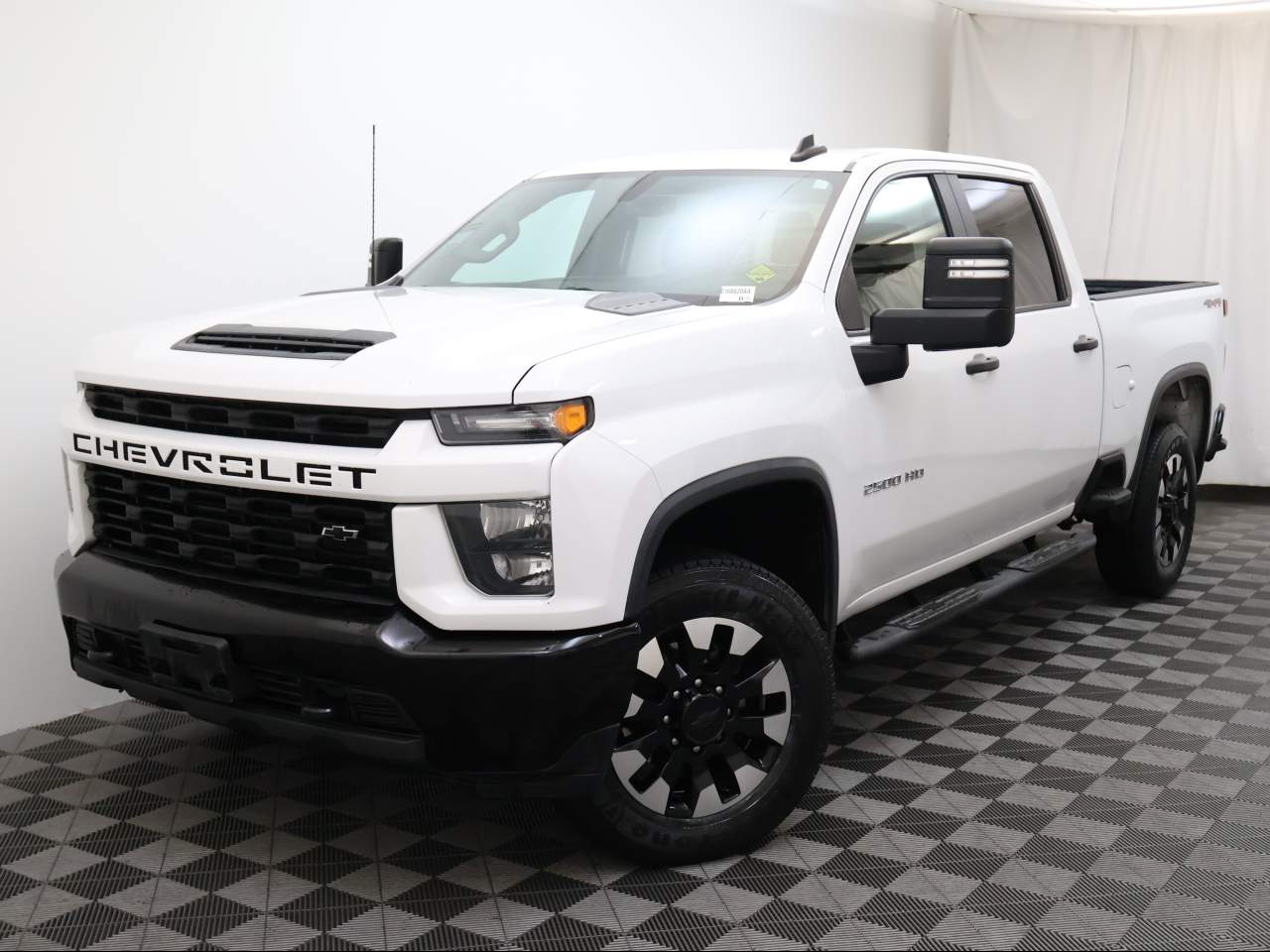 2020 Chevrolet Silverado 2500HD Custom Crew Cab