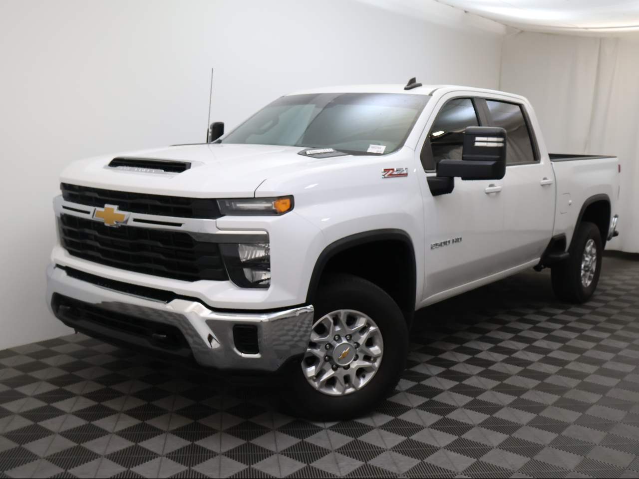 2024 Chevrolet Silverado 2500HD LT Crew Cab