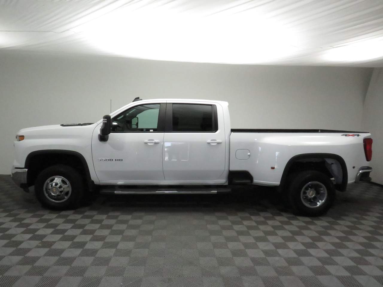 2024 Chevrolet Silverado 3500HD LT Crew Cab