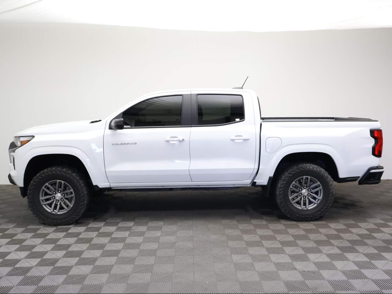 2024 Chevrolet Colorado LT Crew Cab