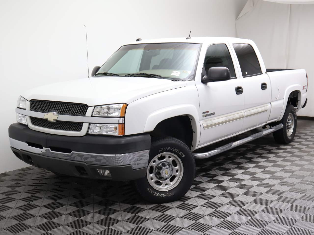 2004 Chevrolet Silverado 2500HD LT Crew Cab