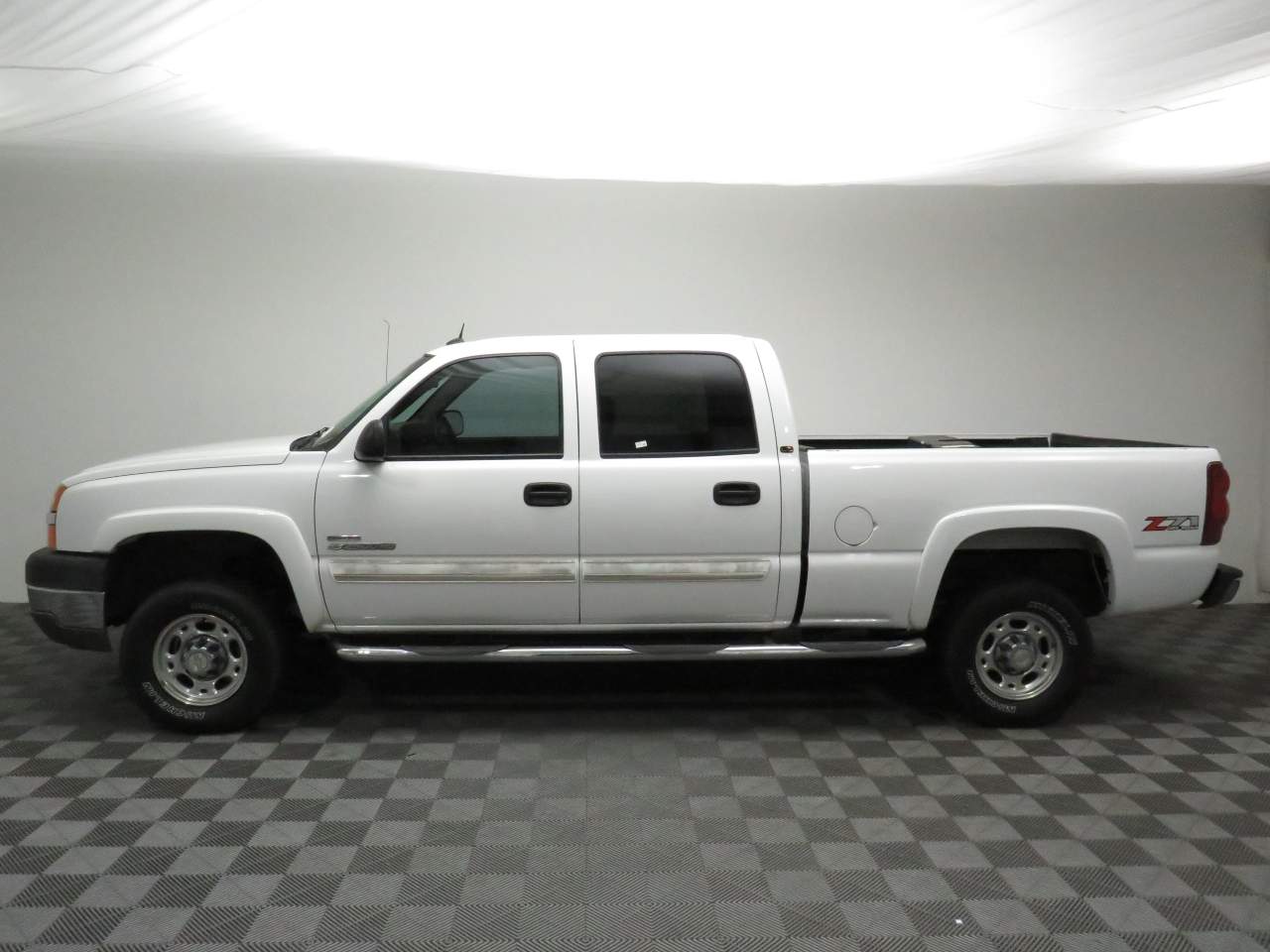 2004 Chevrolet Silverado 2500HD LT Crew Cab