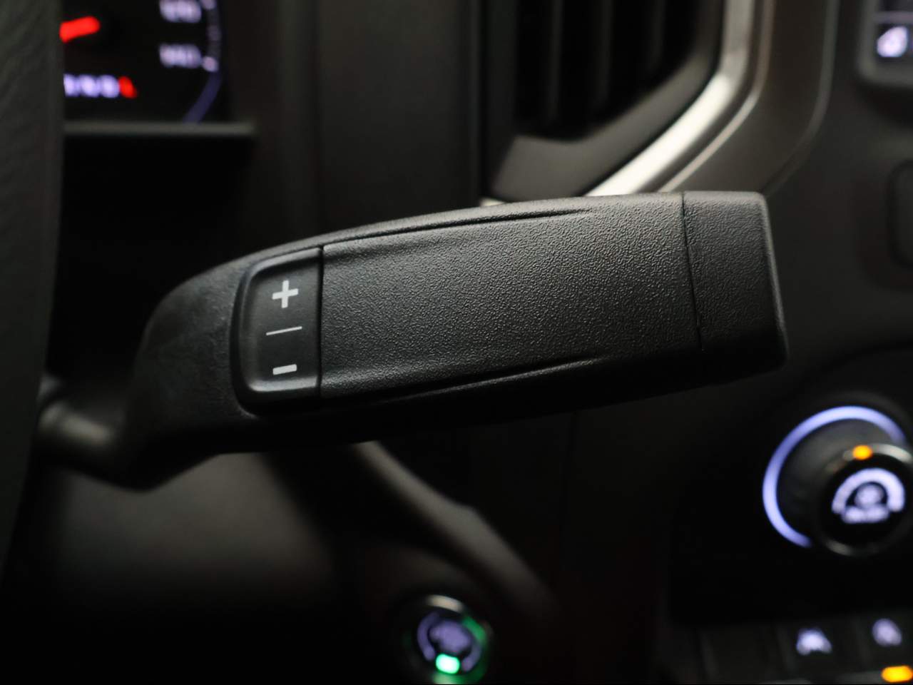 2025 Chevrolet Silverado 1500 Crew Cab Custom