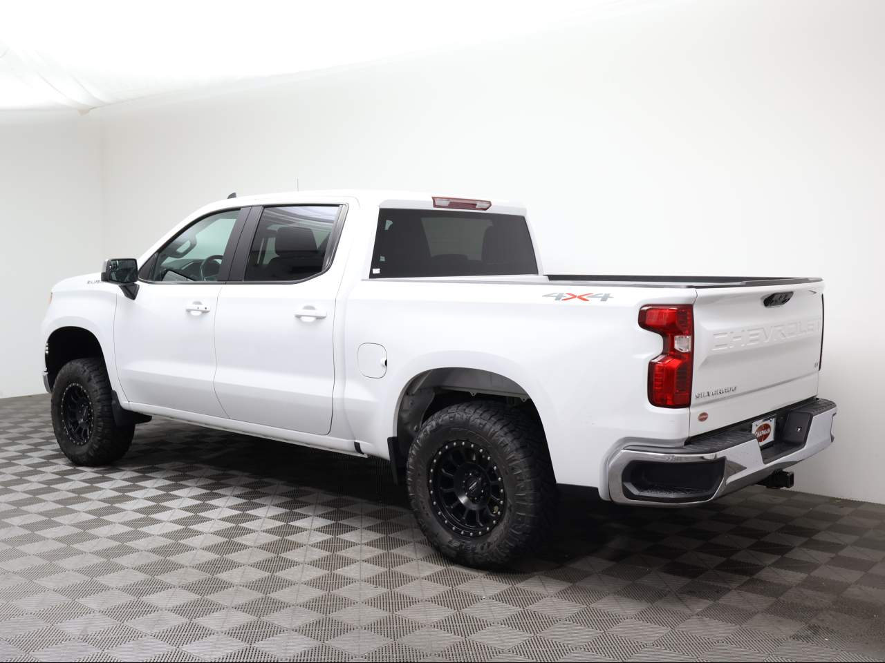 2023 Chevrolet Silverado 1500 LT Crew Cab