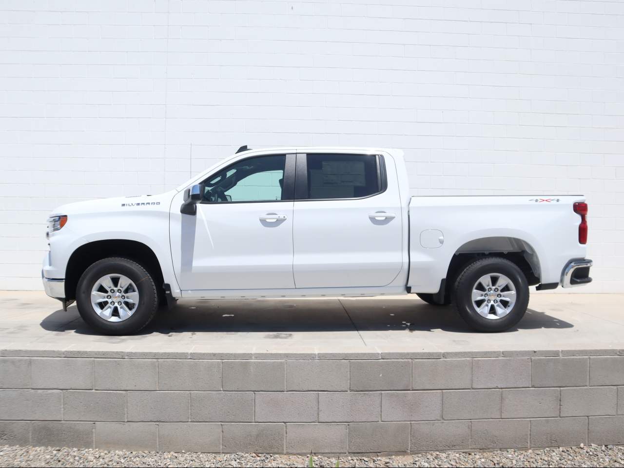 2024 Chevrolet Silverado 1500 Crew Cab 1LT 4WD