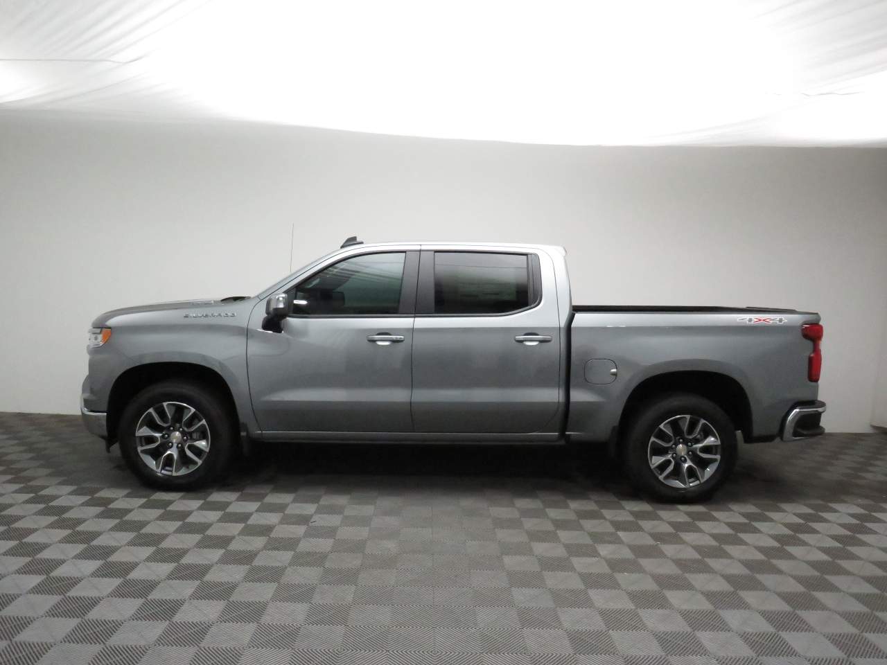 2026 Chevrolet Silverado 1500 Crew Cab 1LT 4WD