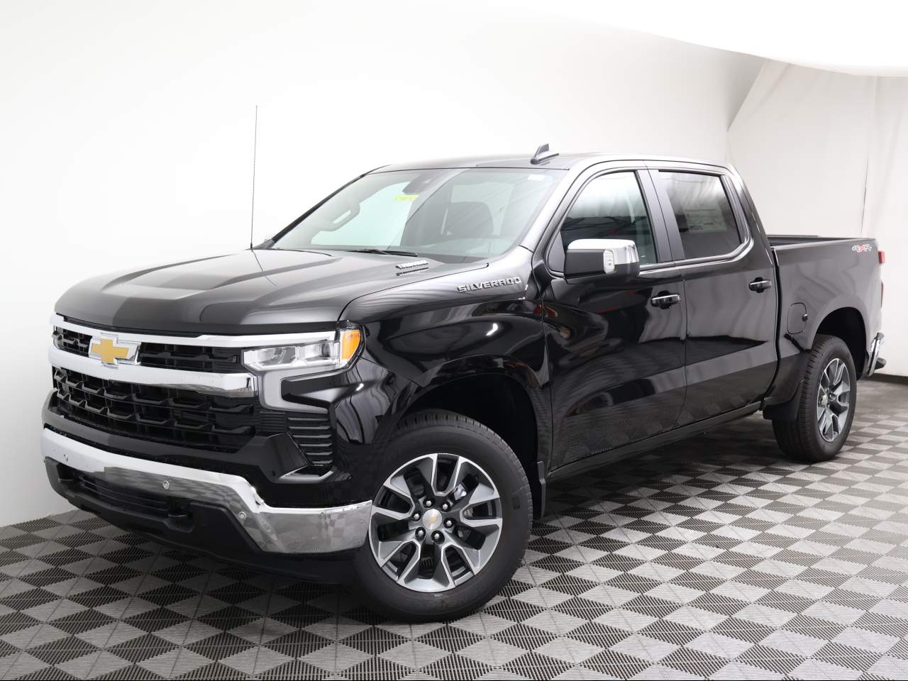 2026 Chevrolet Silverado 1500 Crew Cab 1LT 4WD