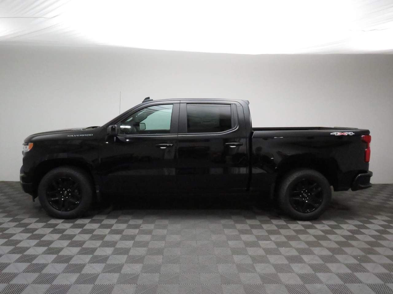 2025 Chevrolet Silverado 1500 Crew Cab RST 4WD