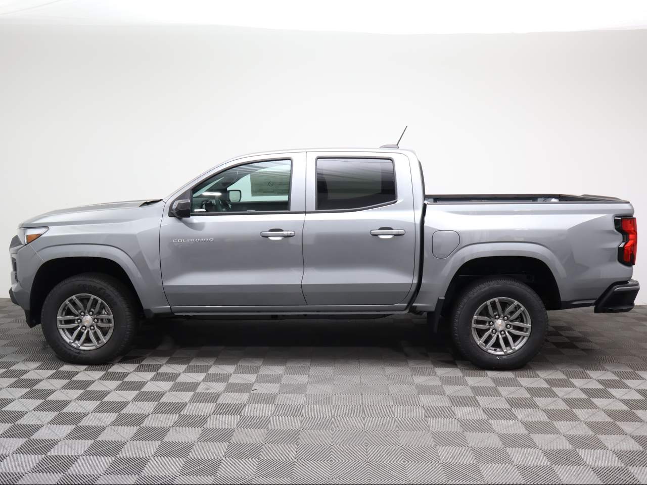 2025 Chevrolet Colorado LT
