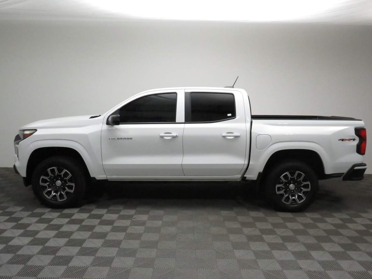 2024 Chevrolet Colorado LT Crew Cab