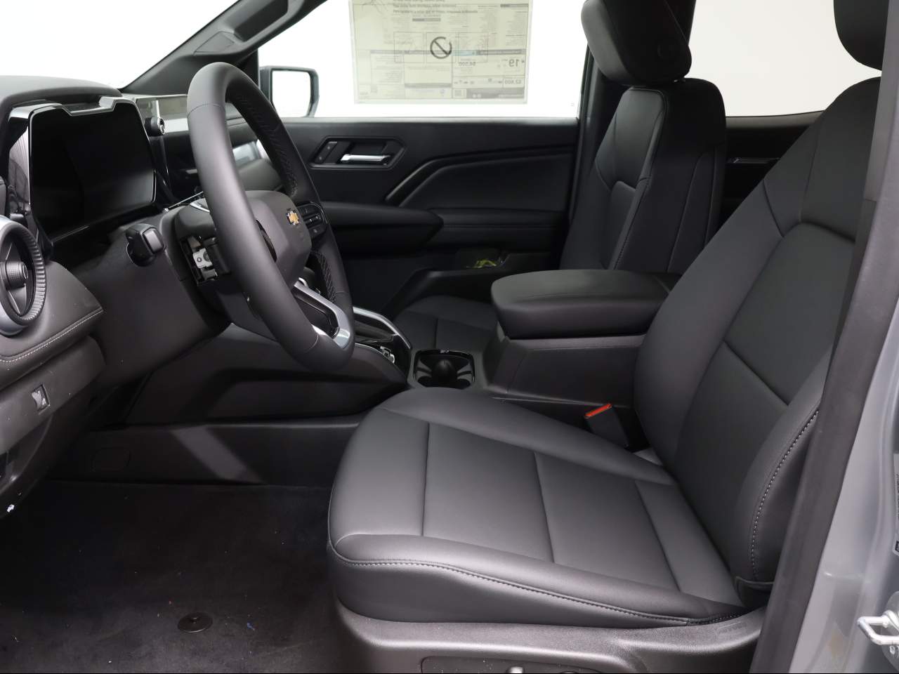 2026 Chevrolet Colorado LT - Photo 8