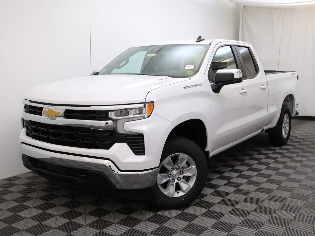 2025 Chevrolet Silverado 1500 Double Cab 1LT 4WD