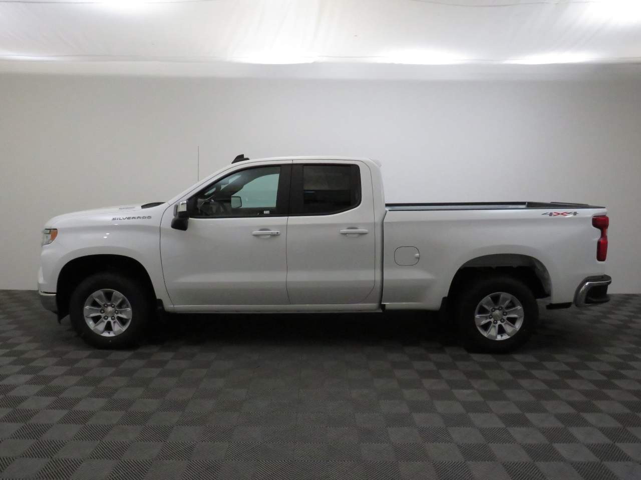 2025 Chevrolet Silverado 1500 Double Cab 1LT 4WD