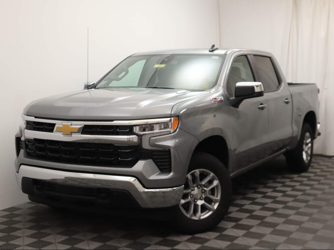 2024 Chevrolet Silverado 1500 Crew Cab 1LT 4WD