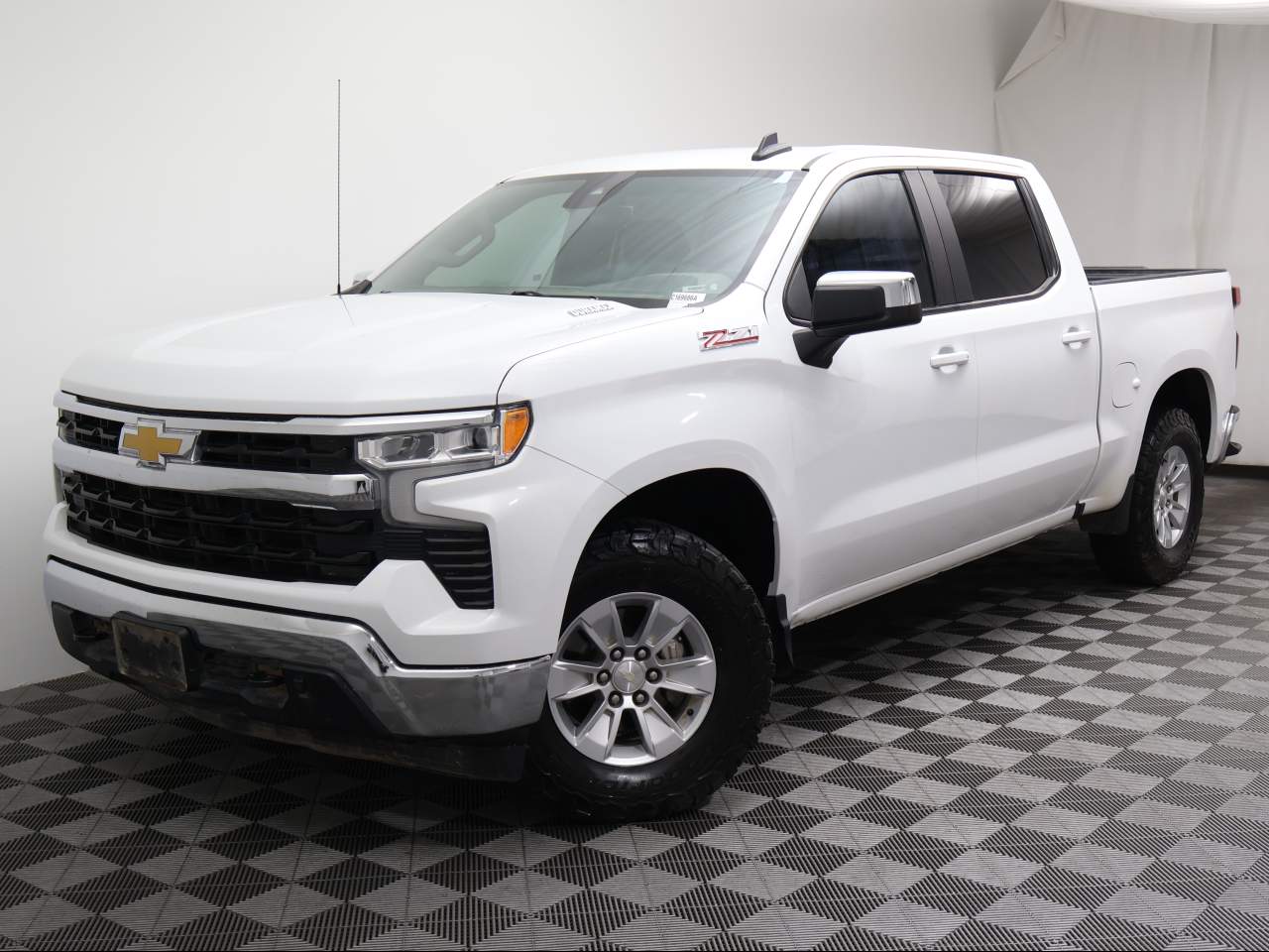2022 Chevrolet Silverado 1500 LT Crew Cab