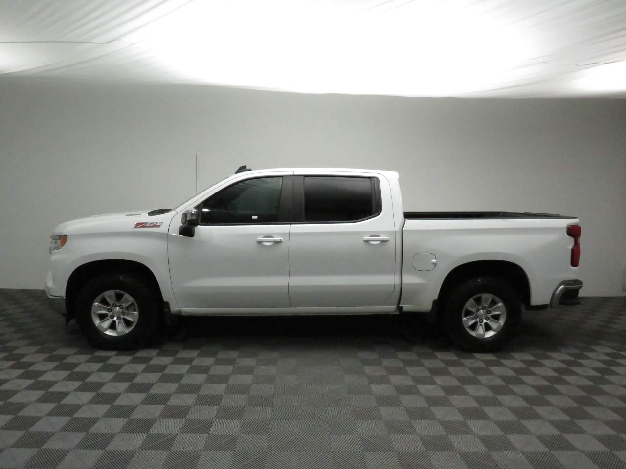 2022 Chevrolet Silverado 1500 LT Crew Cab