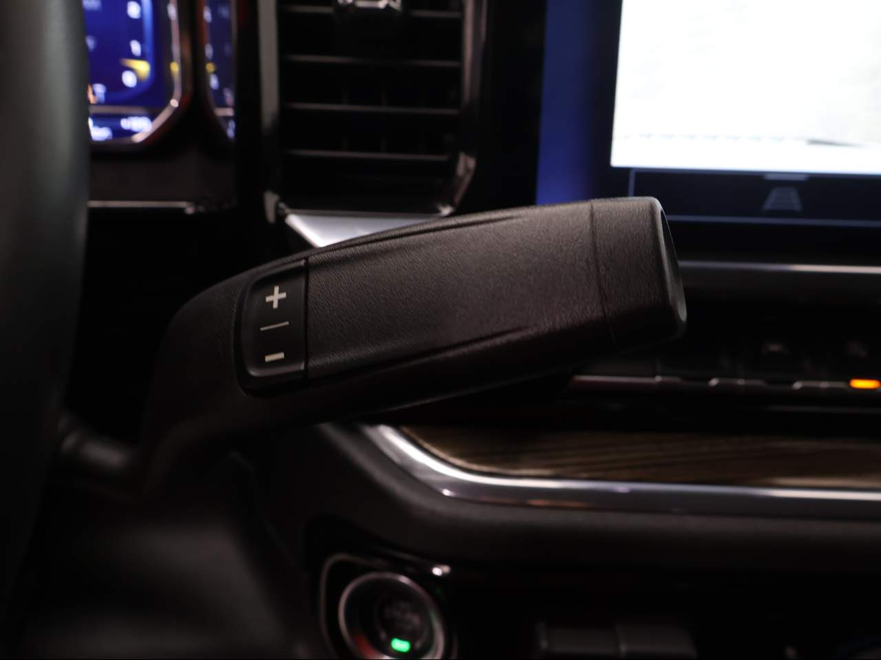 2024 Chevrolet Silverado 1500 RST Crew Cab