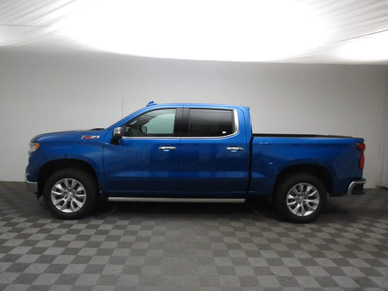 2023 Chevrolet Silverado 1500 LTZ Crew Cab