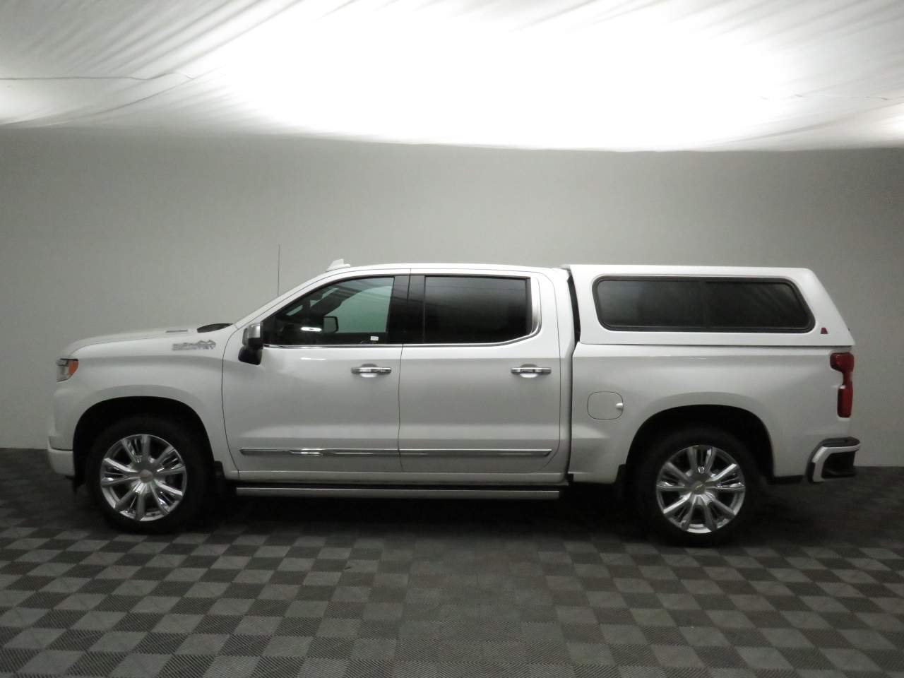 2024 Chevrolet Silverado 1500 High Country Crew Cab