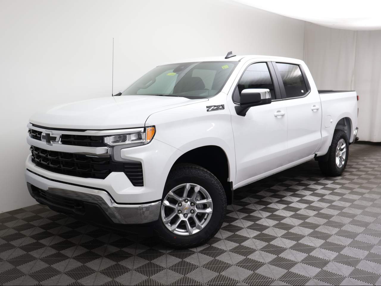 2026 Chevrolet Silverado 1500 Crew Cab 1LT 4WD