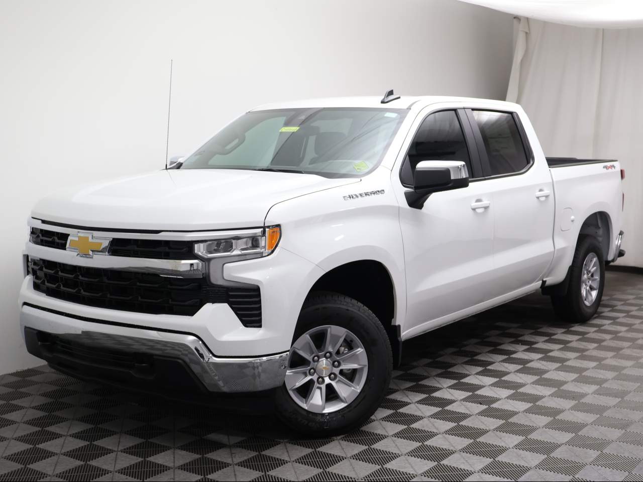 2026 Chevrolet Silverado 1500 Crew Cab 1LT 4WD