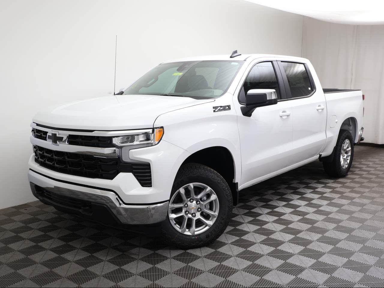 2026 Chevrolet Silverado 1500 Crew Cab 1LT 4WD
