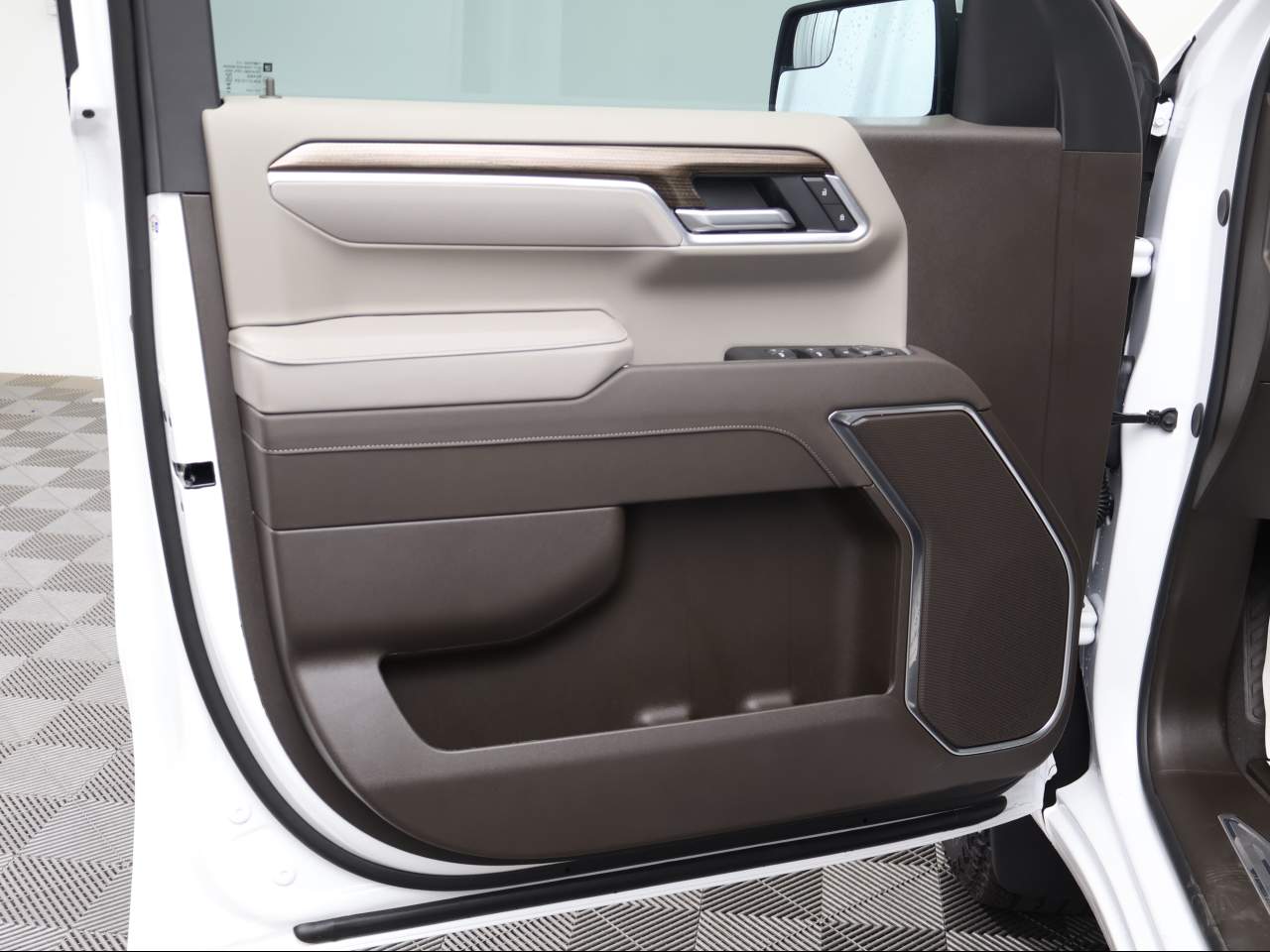2026 Chevrolet Silverado 1500 LT - Photo 7