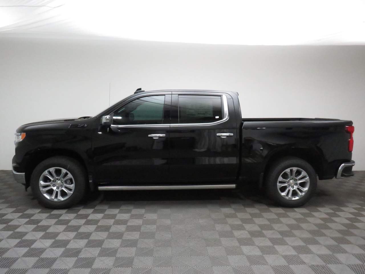 2026 Chevrolet Silverado 1500 Crew Cab LTZ 4WD