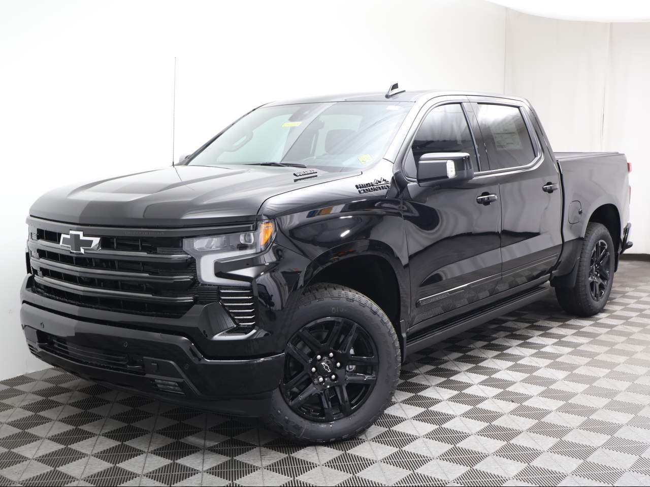 2026 Chevrolet Silverado 1500 Crew Cab High Country 4WD