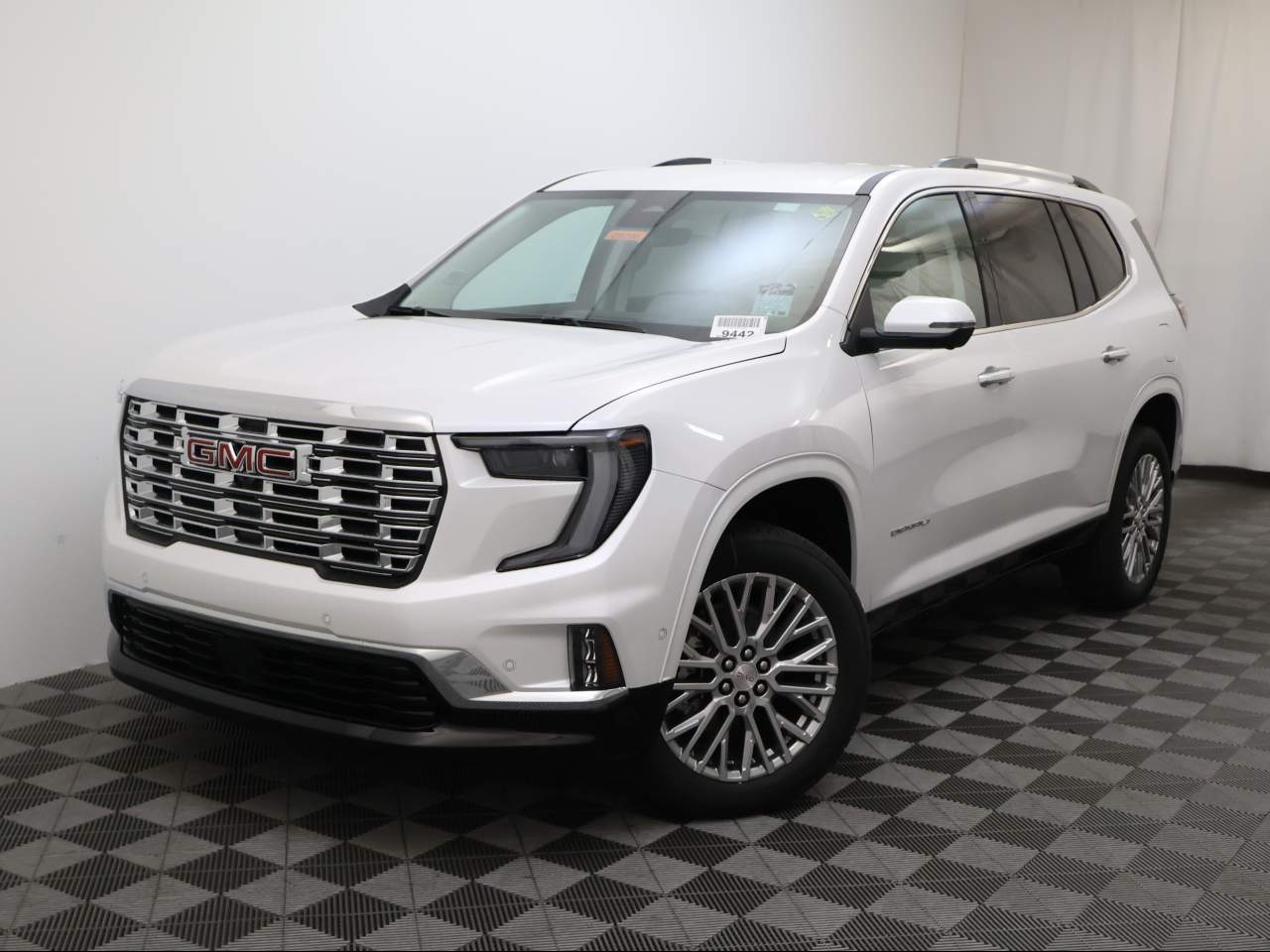 2025 GMC Acadia Denali