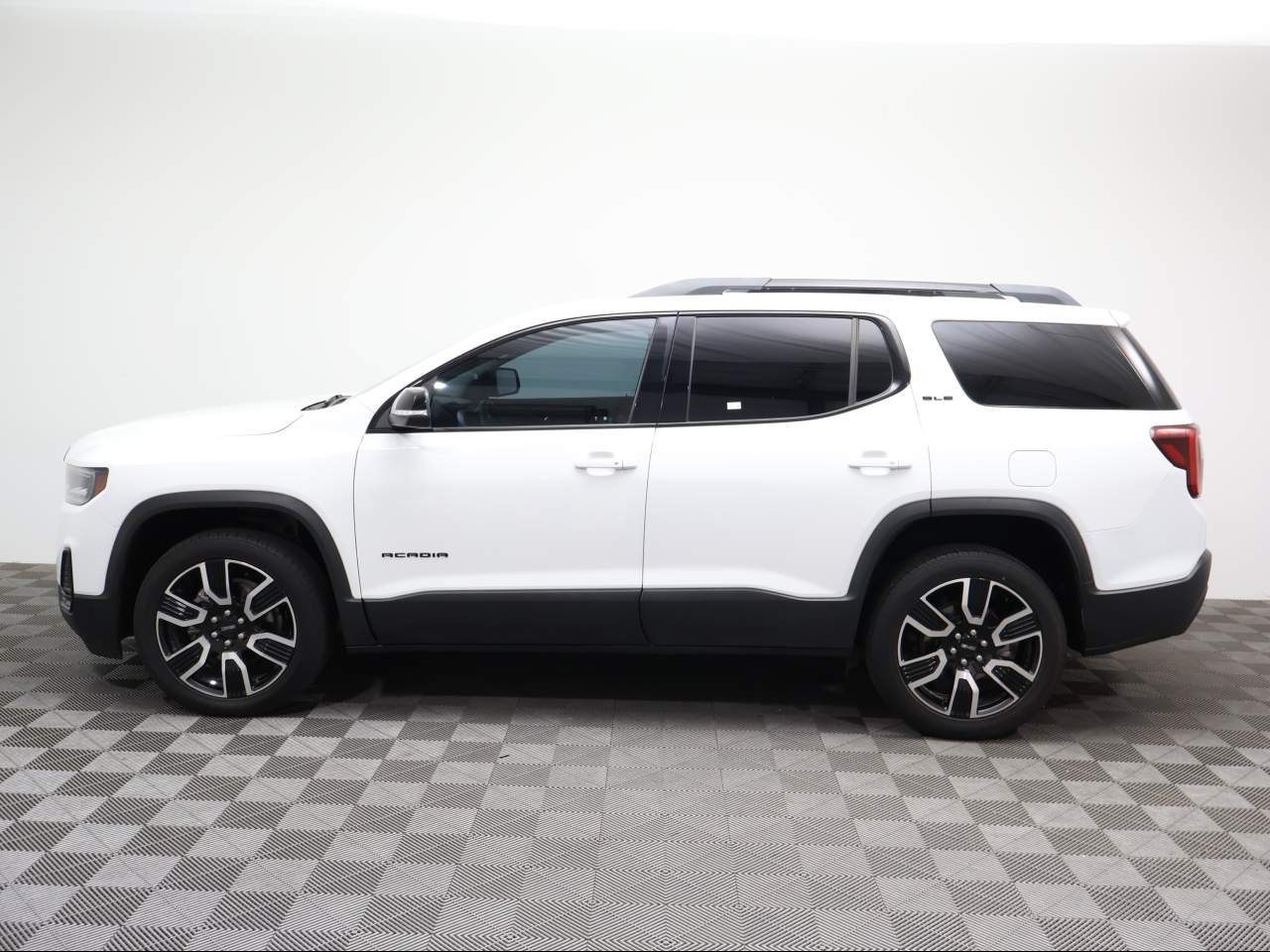 2021 GMC Acadia SLE