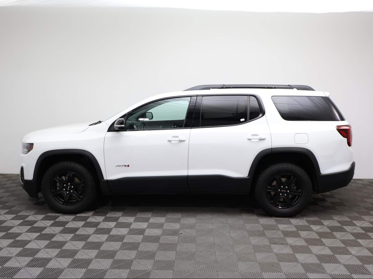 2021 GMC Acadia AT4