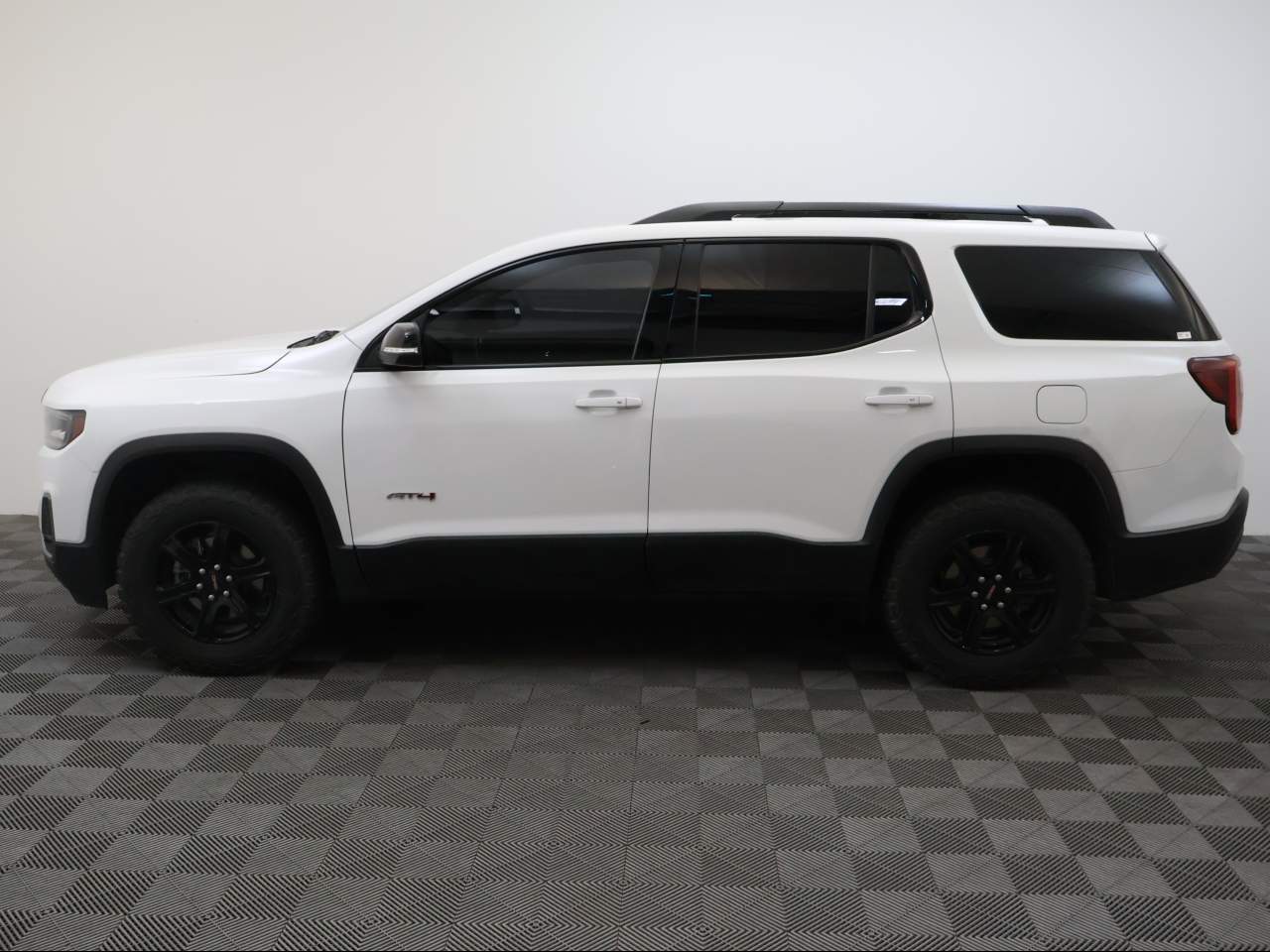 2021 GMC Acadia AT4