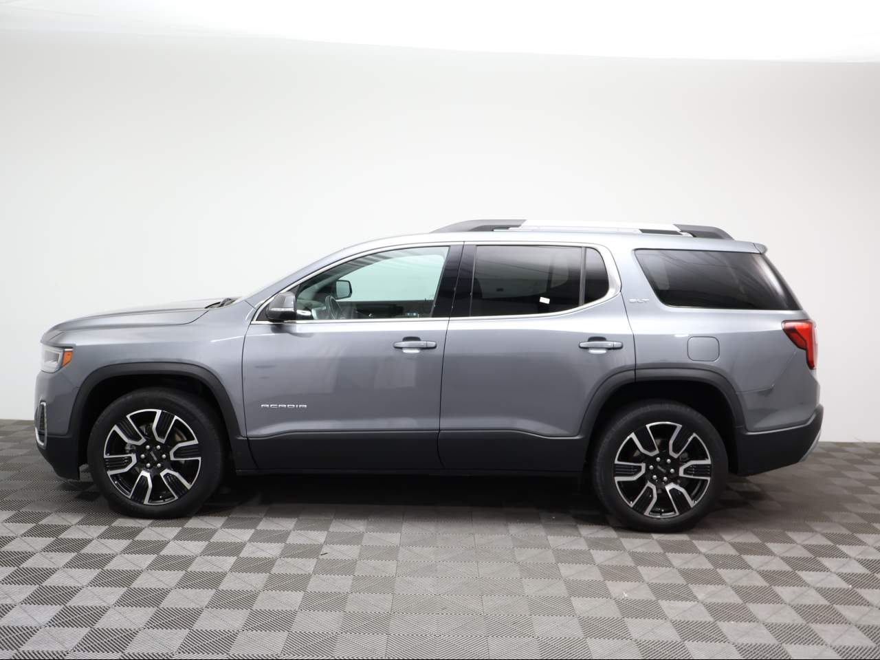 2022 GMC Acadia SLT