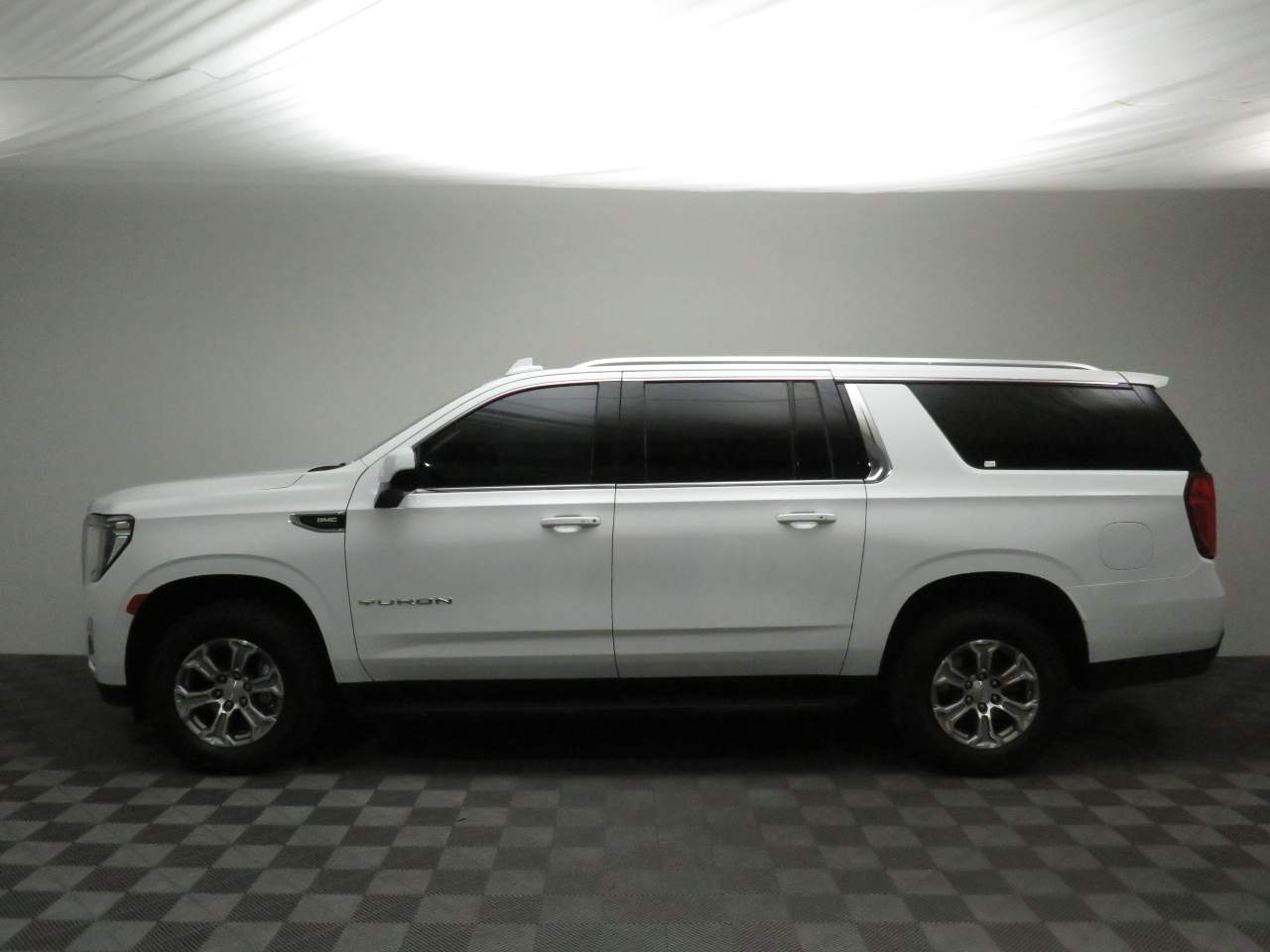 2022 GMC Yukon XL SLE