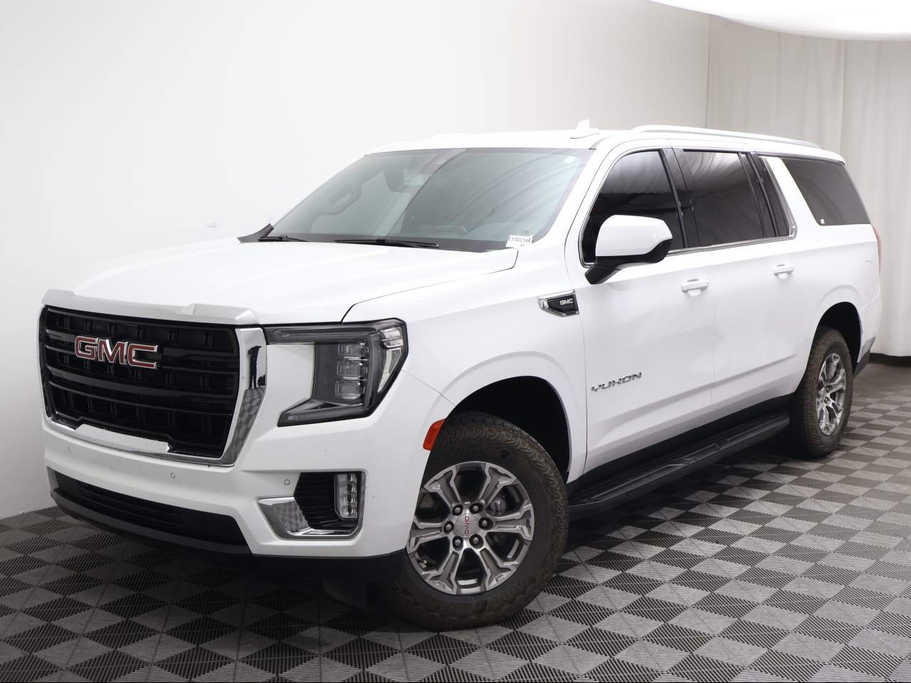 2022 GMC Yukon XL SLE