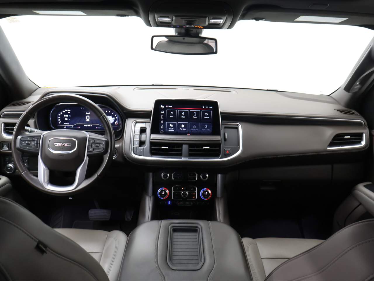 2022 GMC Yukon SLT - Photo 11