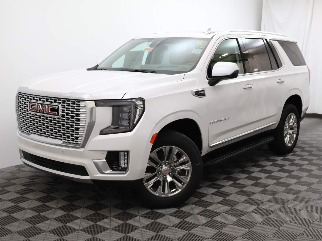 2024 GMC Yukon Denali 4WD