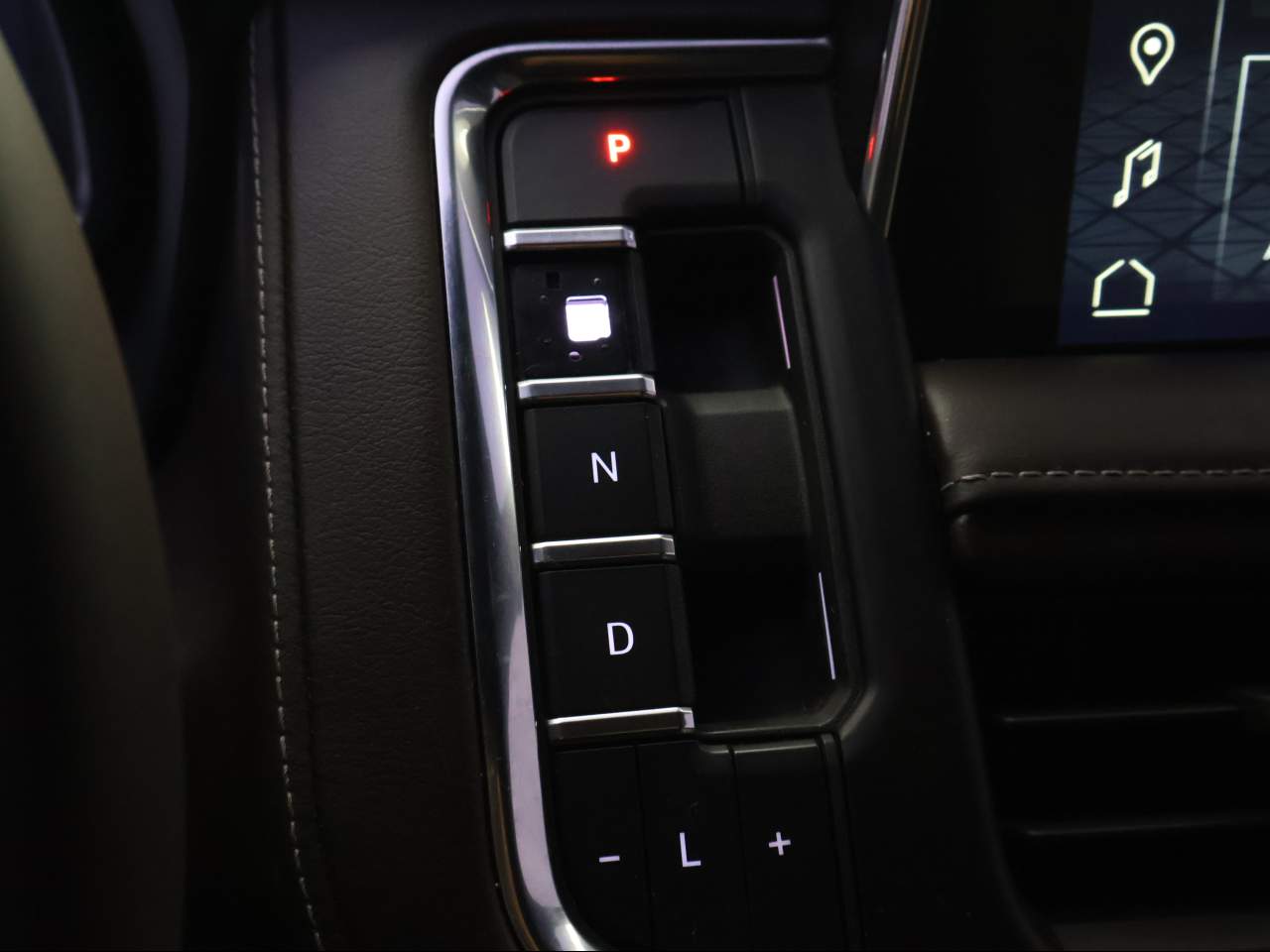 2022 GMC Yukon XL SLE