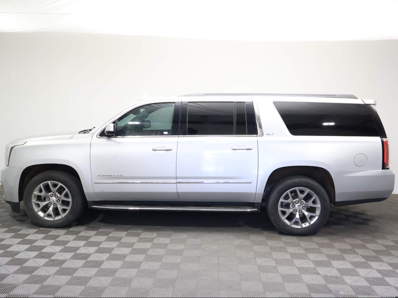 2020 GMC Yukon XL SLT