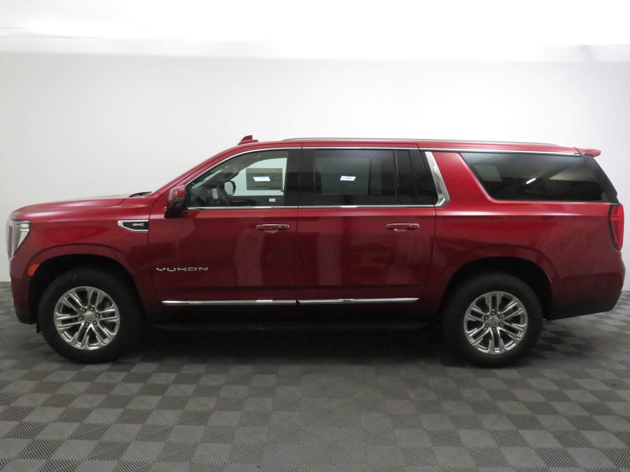 2024 GMC Yukon XL SLT 4WD