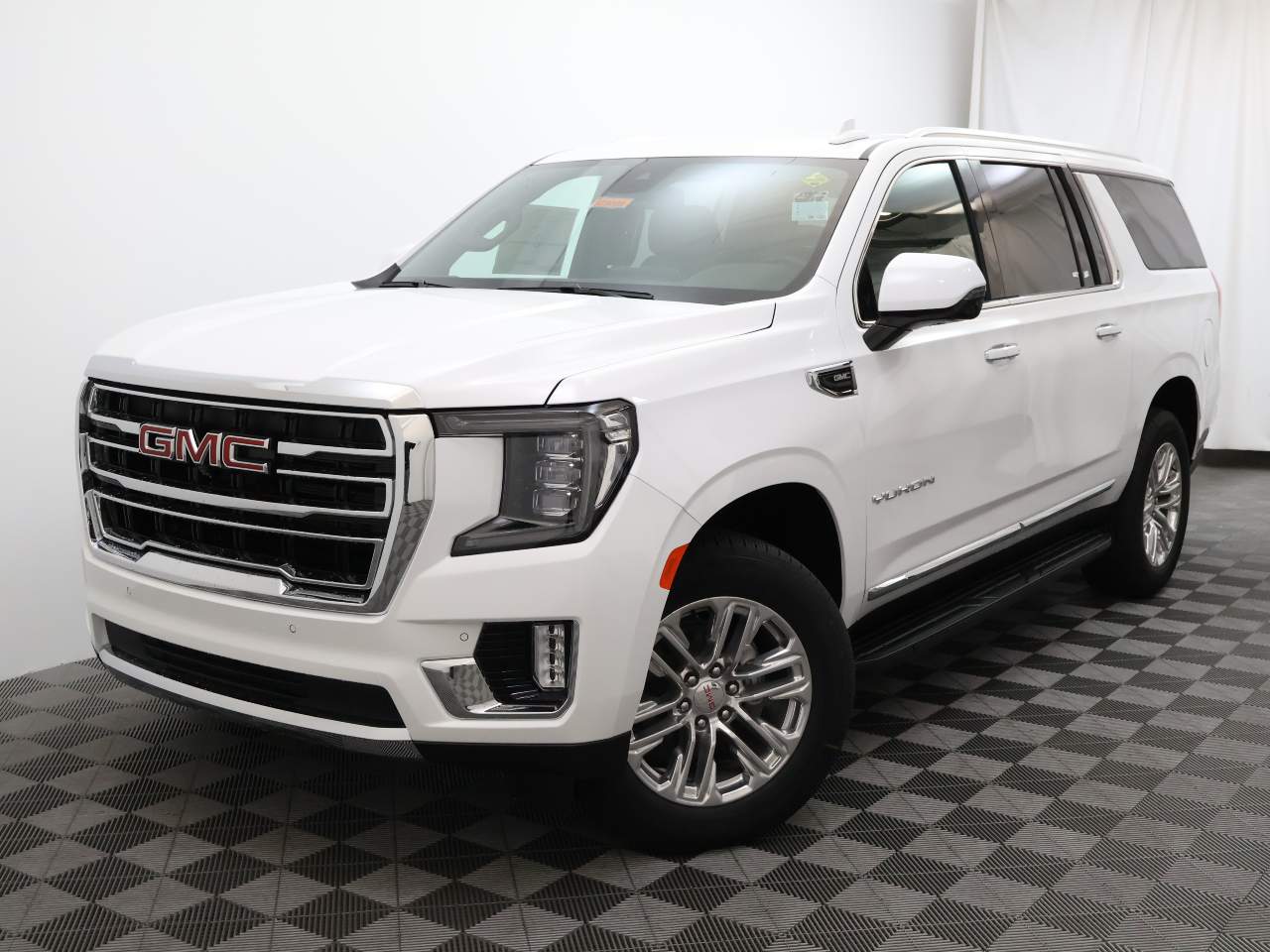 2024 GMC Yukon XL SLT 4WD