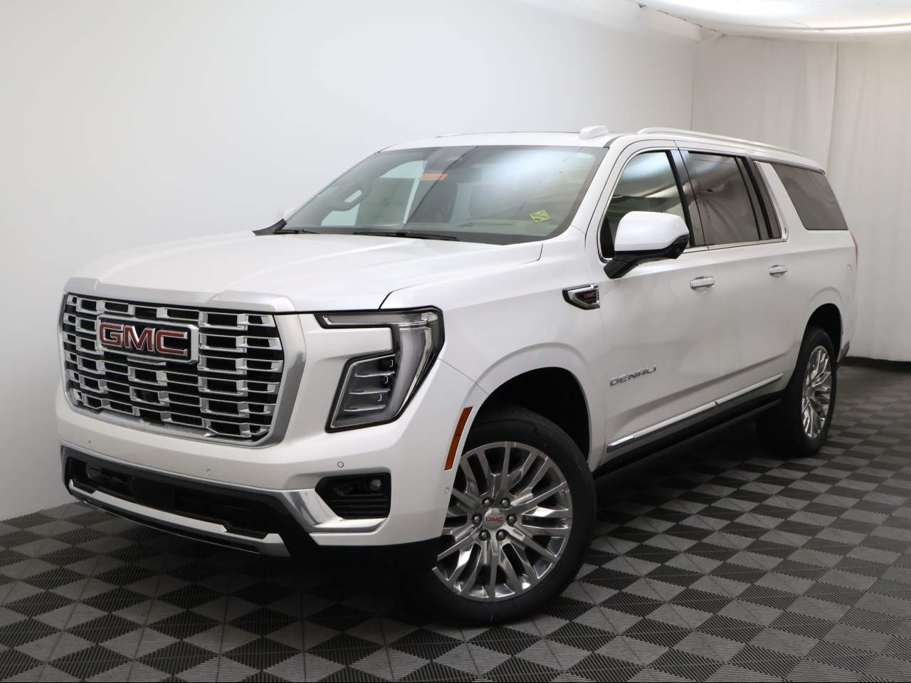 2025 GMC Yukon XL Denali 4WD