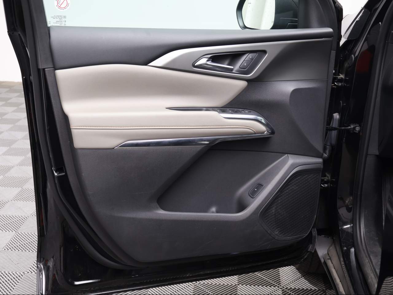 2026 Chevrolet Traverse LT - Photo 7
