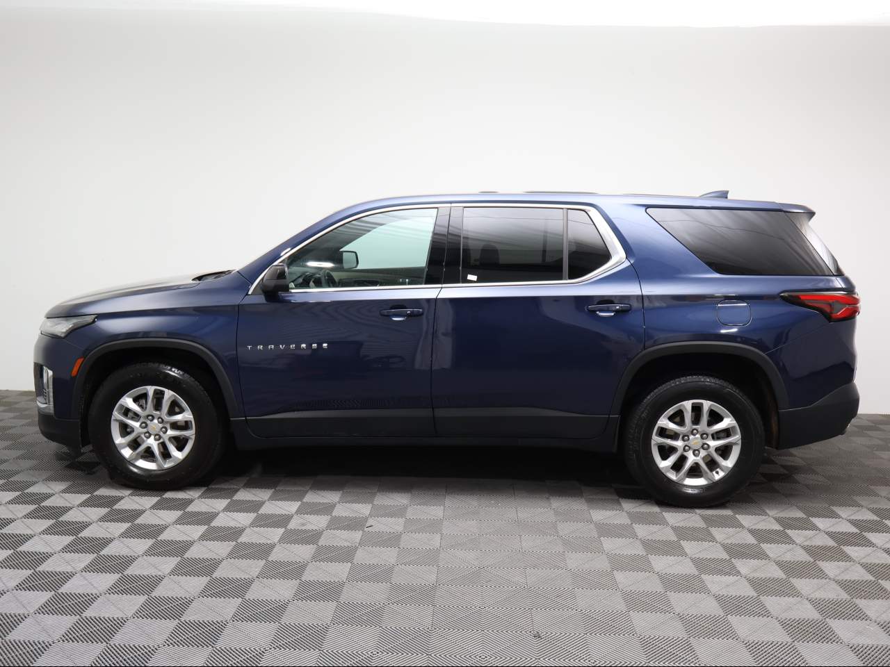 2022 Chevrolet Traverse LS