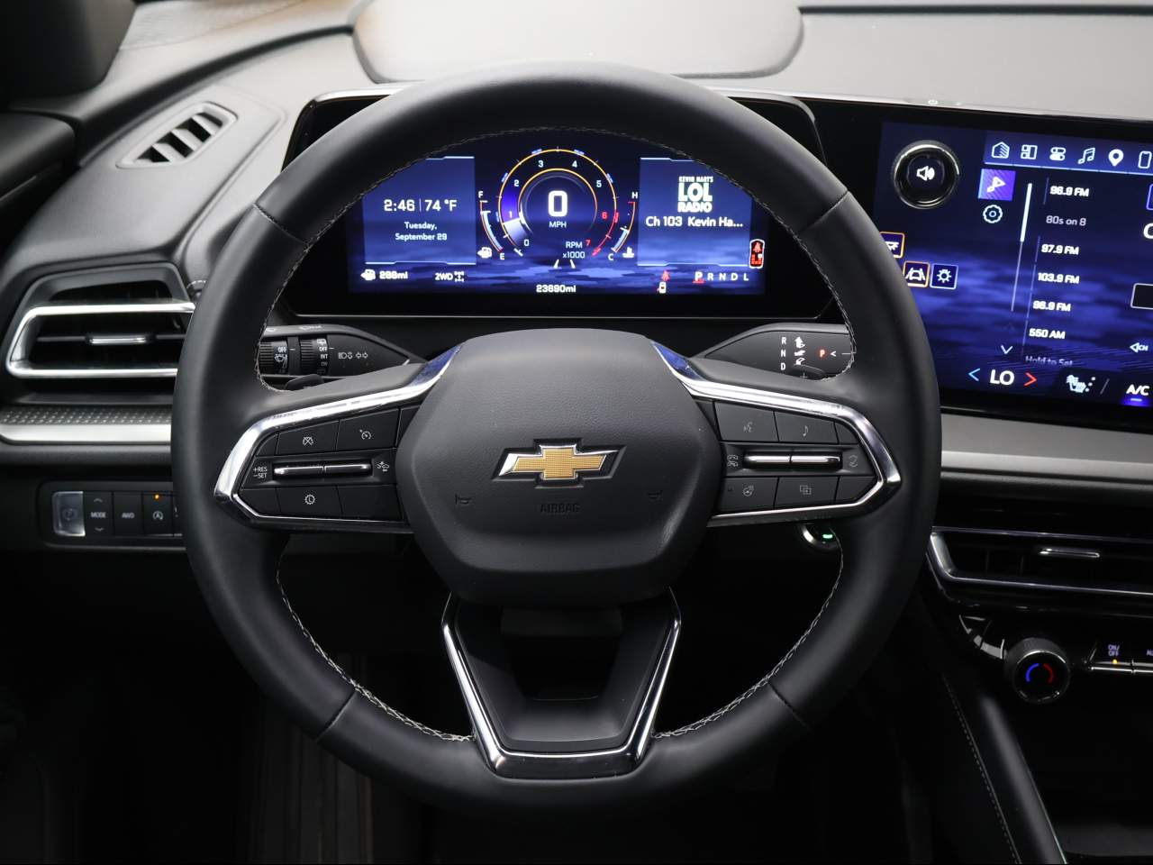 2026 Chevrolet Traverse LT - Photo 11